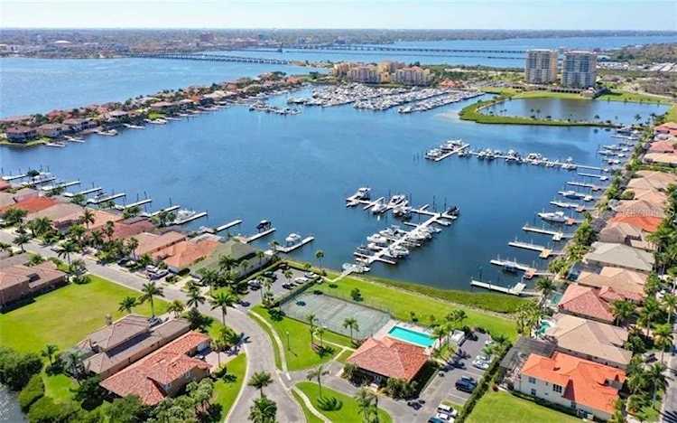 204 12th Ave E Palmetto, FL 34221