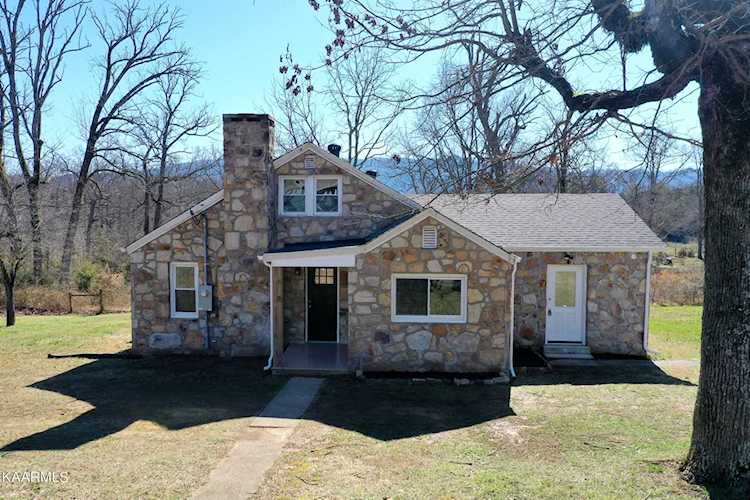 2181& 2185 Ellejoy Rd Walland, TN 37886