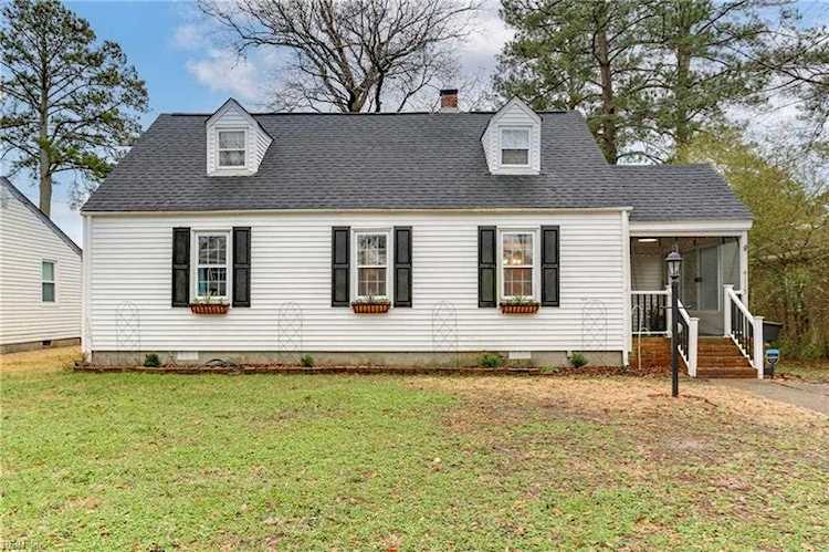 4115 Race St Portsmouth, VA 23707 | MLS 10475275 Photo 1