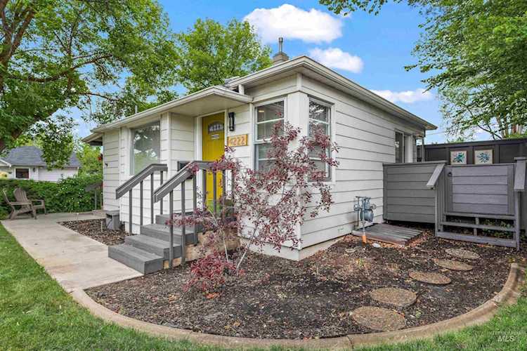 4222 W Emerald Boise, ID 83706