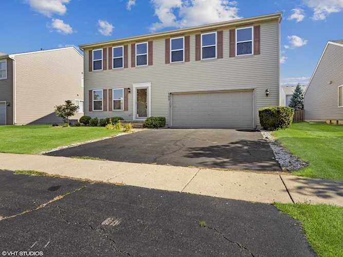 392 Westport Dr Pingree Grove, IL 60140 | MLS 11722441 Photo 1