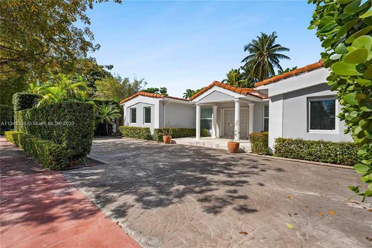 4726 Alton Rd Miami Beach, FL 33140