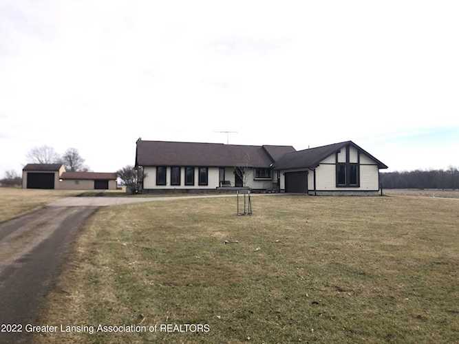 577 S Dietz Rd Webberville, MI 48892 | MLS 271354 Photo 1