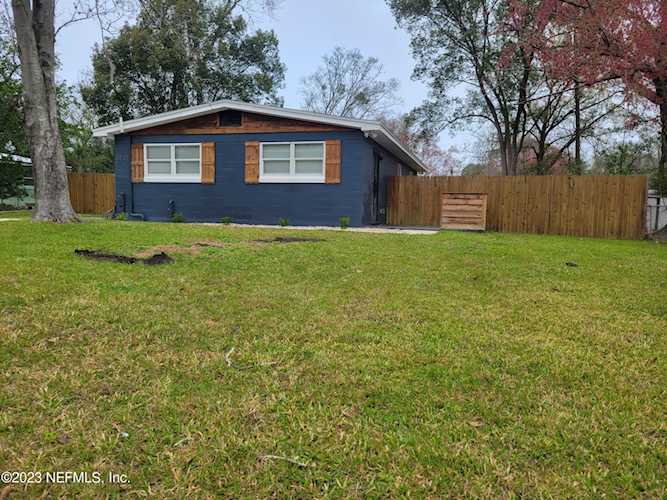 6835 Goldilocks LN Jacksonville, FL 32210