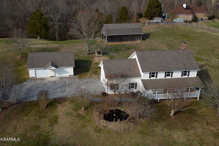 126 Elkins Ln Andersonville, TN 37705