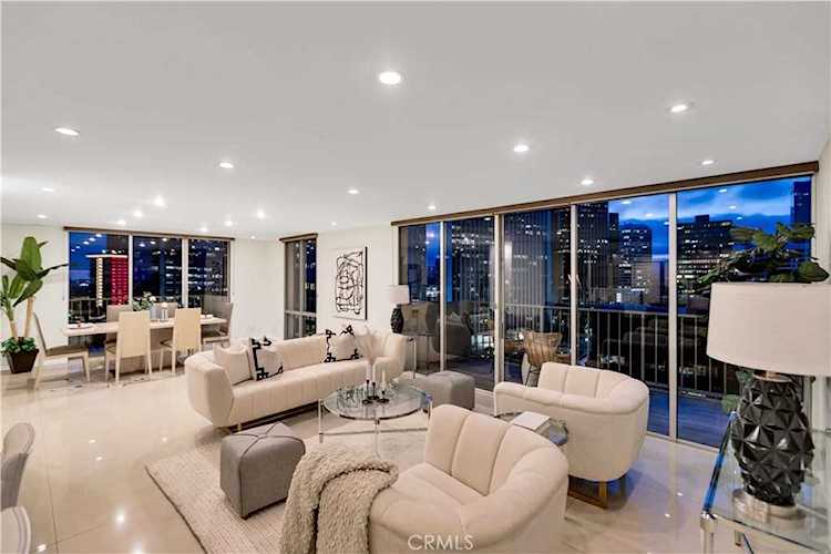 2160 E Century Park #1512 Los Angeles, CA 90067