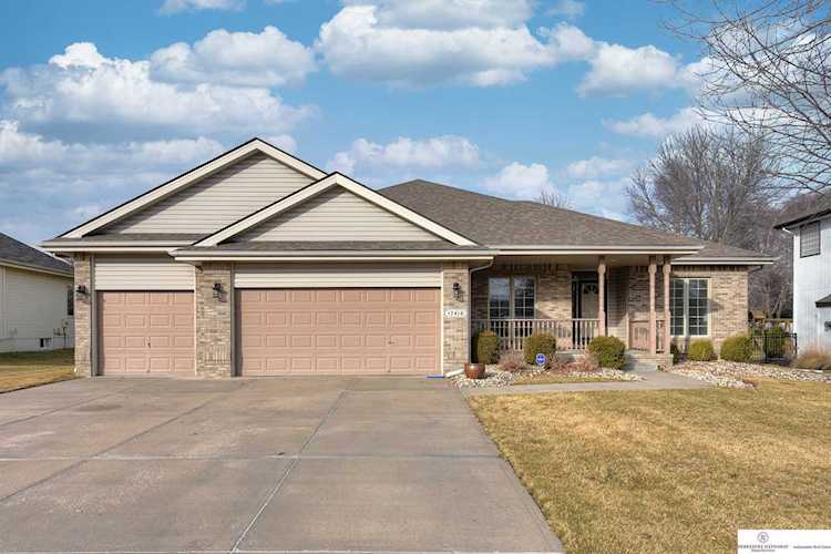 17416 Walnut St Omaha, NE 68130 | MLS 22300863 Photo 1