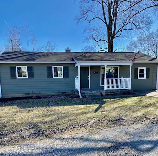 39 Martin Dr Danville, IN 46122