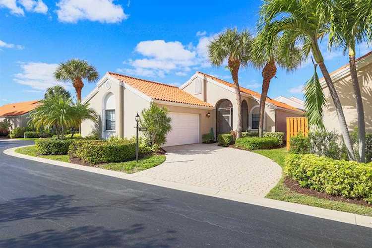 2609 La Lique Circle Palm Beach Gardens, FL 33410