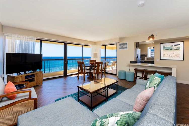 2470 Kalakaua Avenue #2104 Honolulu, HI 96815