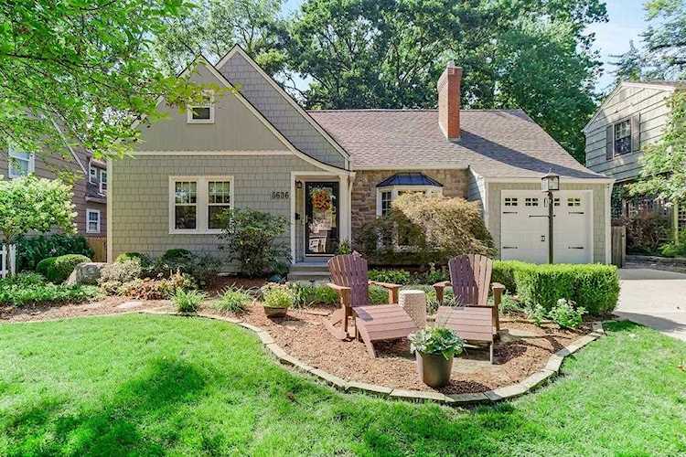 5636 Fairway Rd Fairway, KS 66205