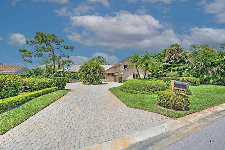5391 SE Burning Tree Circle Stuart, FL 34997