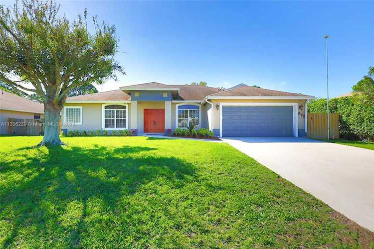 372 SW Dagget Ave Port St. Lucie, FL 34953