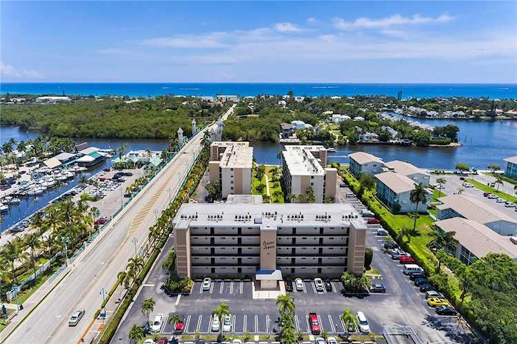 720 E Ocean Ave #105 Boynton Beach, FL 33435