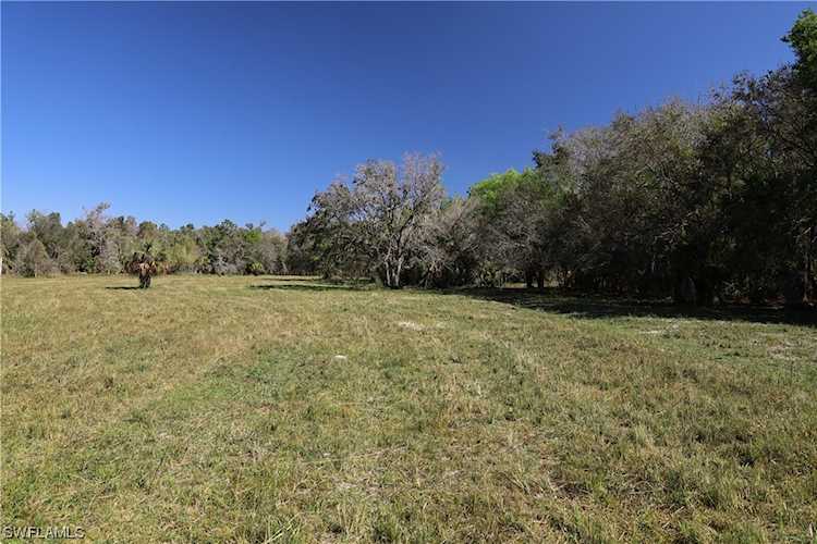 20341 Lazy D Farm Rd Estero, FL 33928