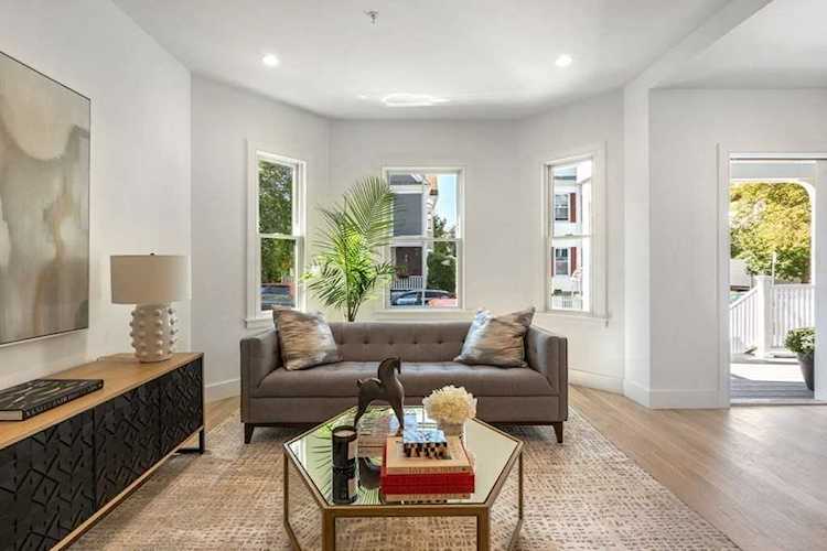 27 Saxton #1 Boston, MA 02125