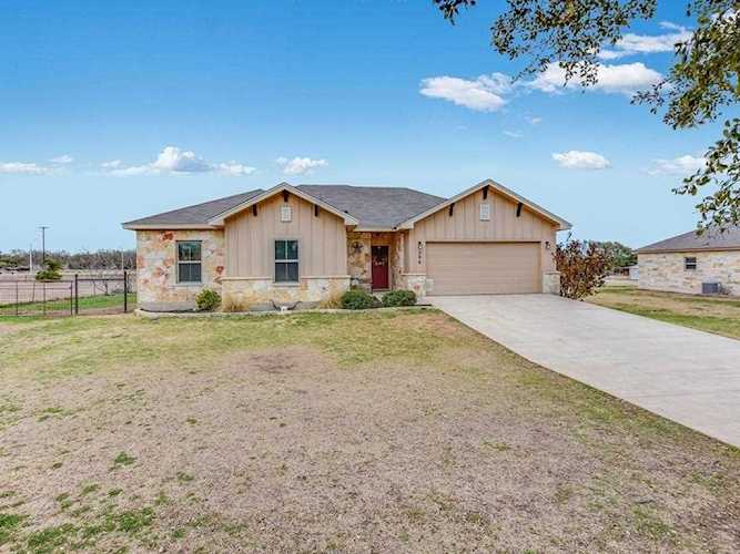 206 Brizendine Ave Florence, TX 76527