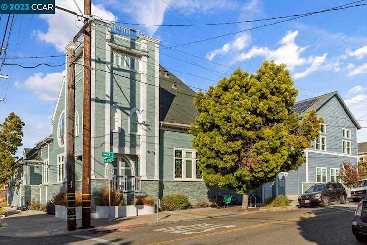598 63rd St #2 Oakland, CA 94609