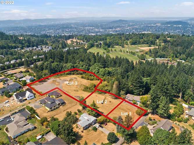 2 SE Ridgecrest Happy Valley, OR 97086