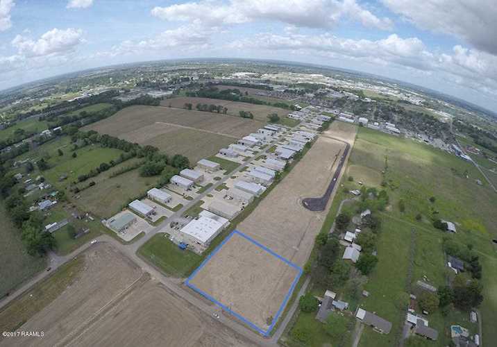 203 Shenandoah Drive Broussard, LA 70518 | MLS 17000840 Photo 1