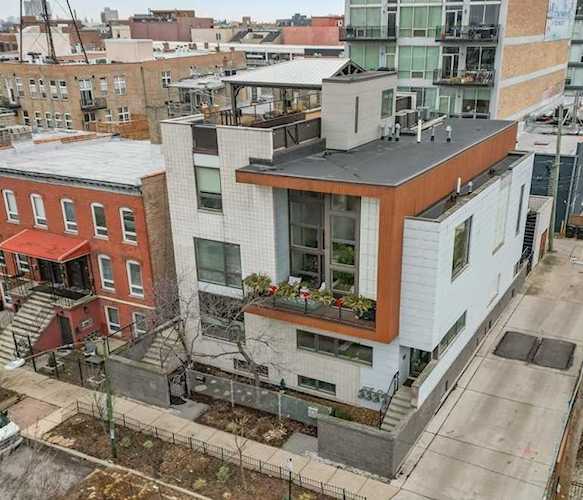 1954 N Wilmot Ave #3 Chicago, IL 60647 | MLS 11723974 Photo 1