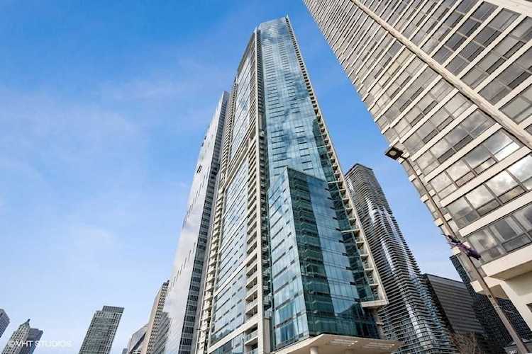 340 E Randolph St #5202 Chicago, IL 60601