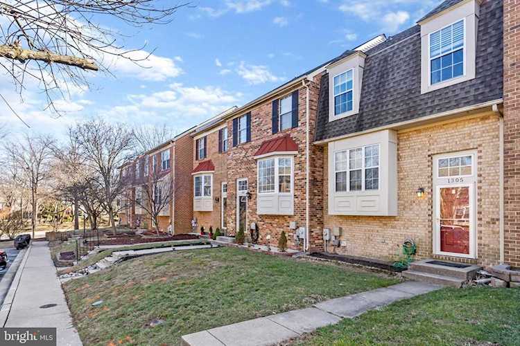 PHOTOS & DETAILS: 1305 Creekland Ct, Stoney Beach, MD 21226 For Sale - MLS #MDAA2052516 - Photos, Virtual Tour, School Info - Real Estate Listing Info Photo 1