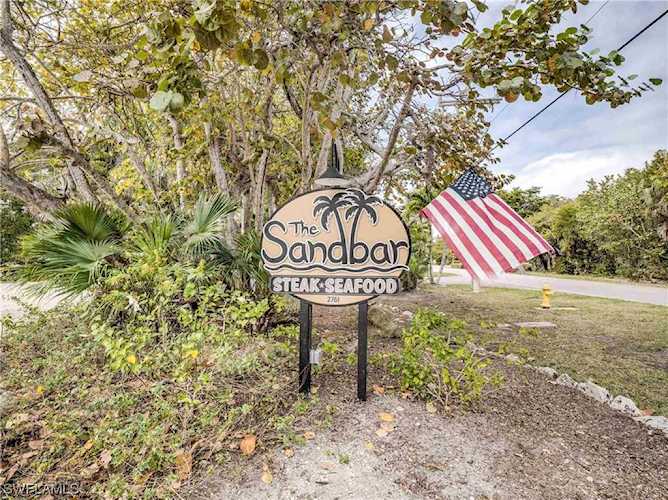 2761 W Gulf Dr Sanibel, FL 33957
