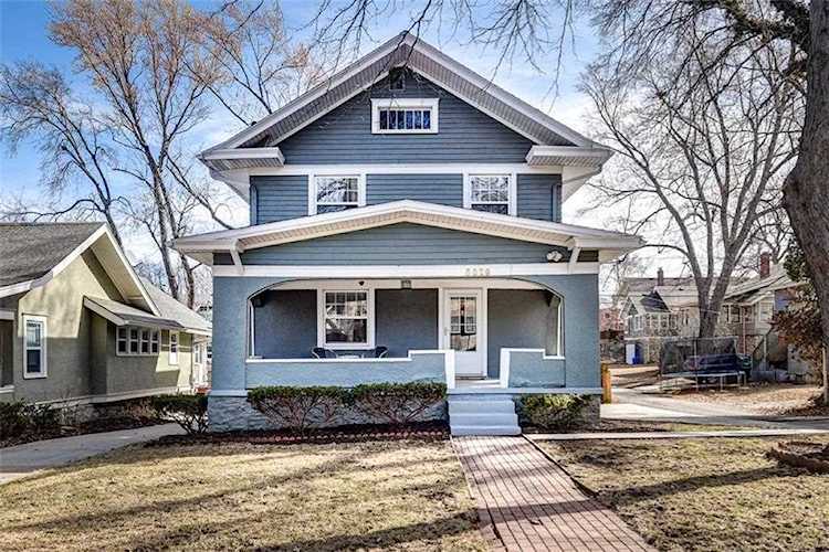 5829 Locust St Kansas City, MO 64110 | MLS 2419012 Photo 1