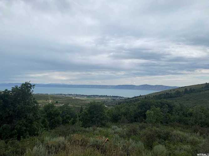 1091 S Lakeview Dr Garden City, UT 84028