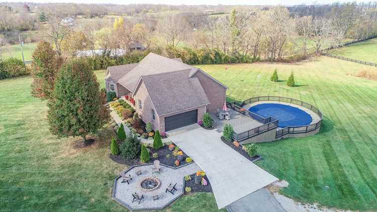 608 Ardery Rd Paris, KY 40361