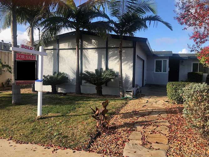 3932 Mount Acadia San Diego, CA 92111