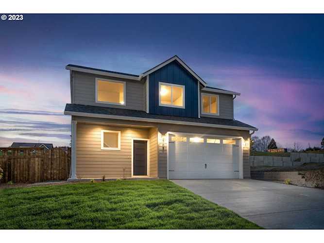 703 W 9th ST La Center, WA 98629