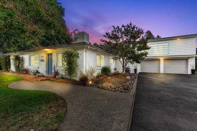 971 Casilada Way Sacramento, CA 95822