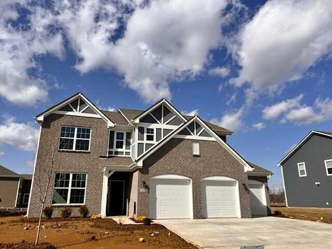 6008 Phillips Dr Brownsburg, IN 46112