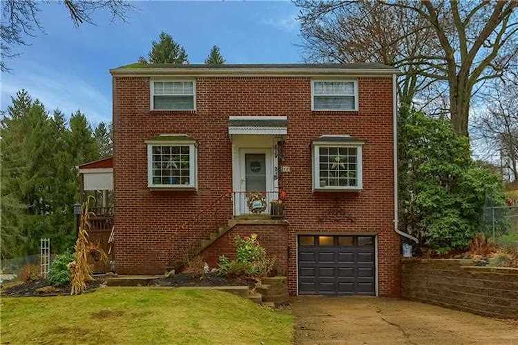 258 Elias Dr Pittsburgh, PA 15235