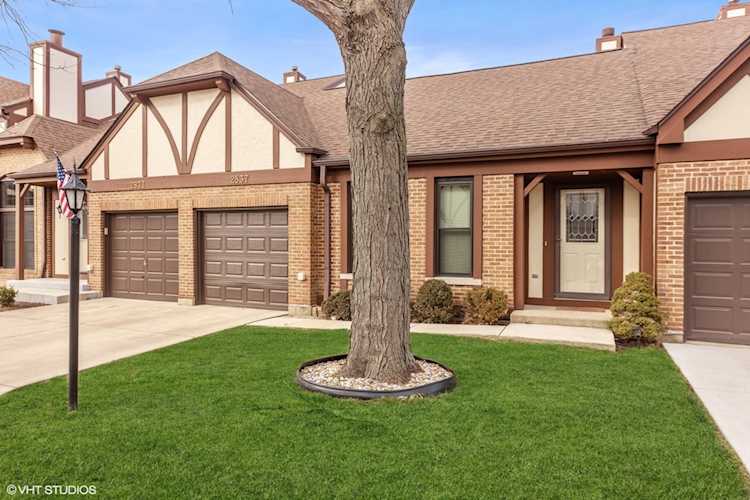 2837 Denton Ct Westchester, IL 60154