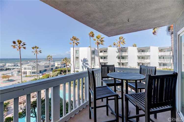 640 The Village #214 Redondo Beach, CA 90277