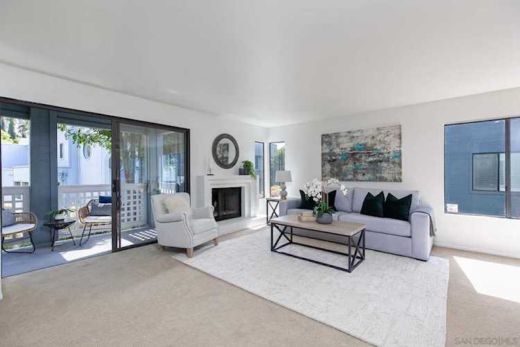 905 Intrepid Ct Del Mar, CA 92014