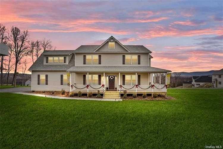 125 Joyce Way New Windsor, NY 12553 | MLS H6224466 Photo 1