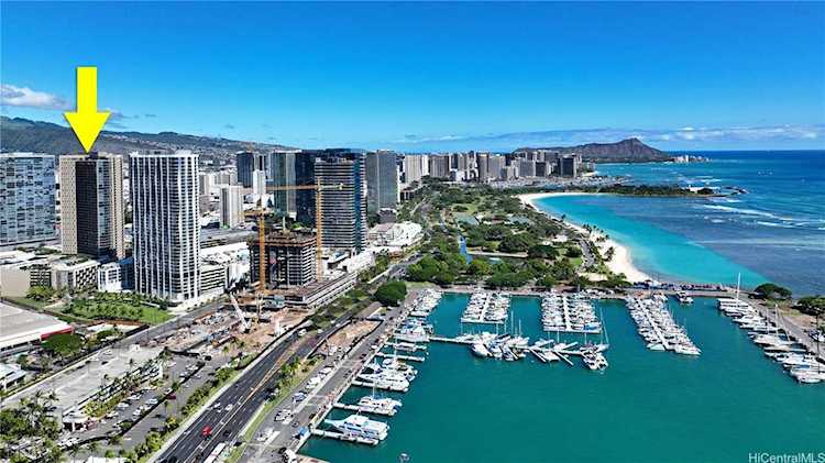 987 Queen Street #3204 Honolulu, HI 96814