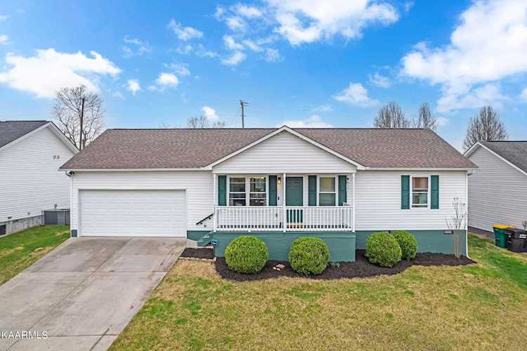 7537 Peony DrKnoxvilleKnoxTNVictorias Landing Unit 2 Photo 1