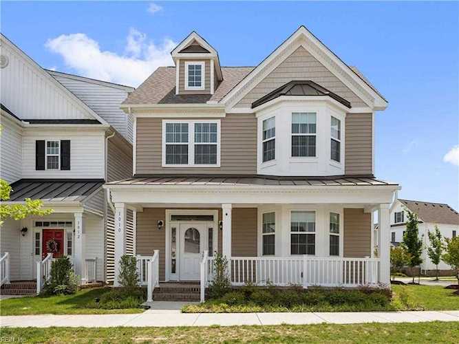 1010 Chartwell Dr Newport News, VA 23608