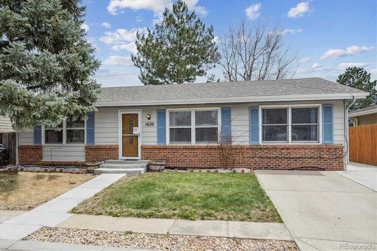 1630 Bedivere Circle Lafayette, CO 80026