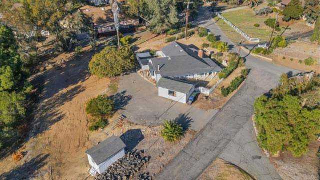 3323 Sunset Dr Fallbrook, CA 92028