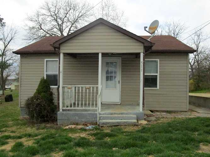 511 N Grand Street Willow Springs, MO 65793