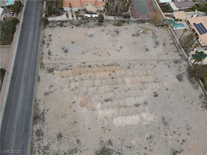 S Lisa Ln Las Vegas, NV 89117