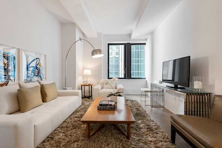 101 Wall St #14C New York, NY 10005