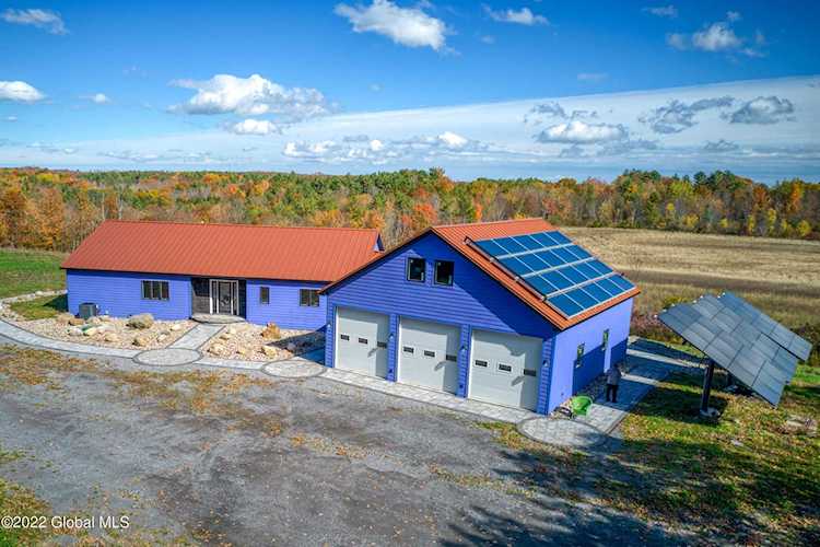 85 Simons Rd Altamont, NY 12009