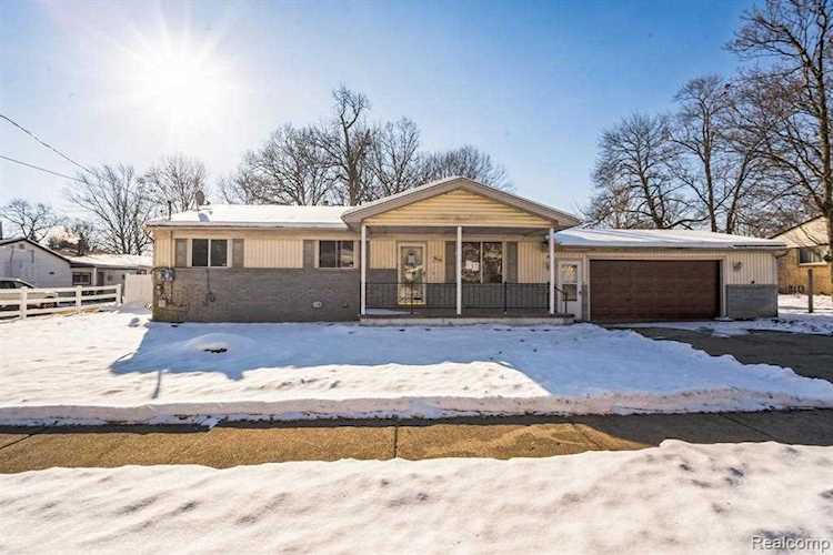 35133 Cady St Westland, MI 48186 | MLS 20230006710 Photo 1